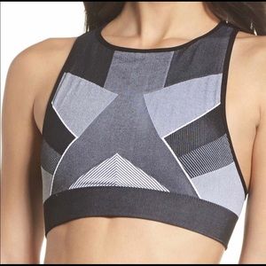 (ALALA) Score Sports Bra Grey + Black